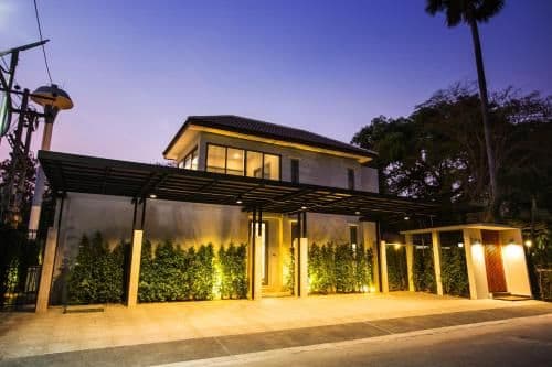 Premiere Nine Bedroom Villa with Private Pool - Beach Front
