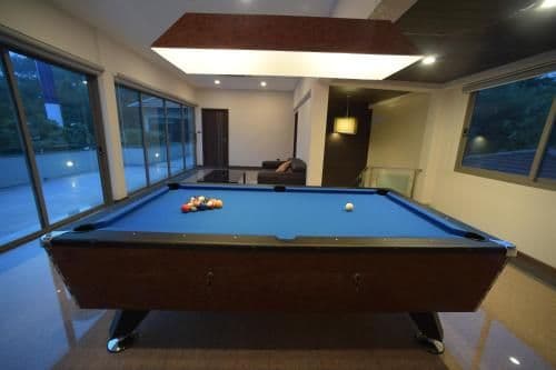 Premiere Nine Bedroom Villa with Private Pool - Beach Front