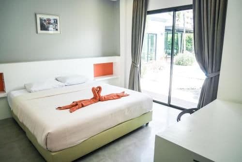 Deluxe Three-Bedroom Villa with Pool View