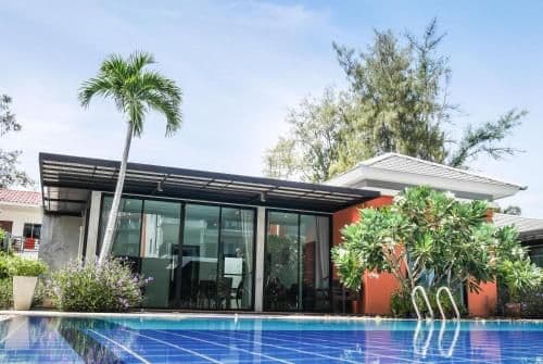 Deluxe Three-Bedroom Villa with Pool View