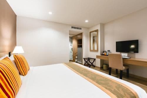 Deluxe Double or Twin Room with Balcony