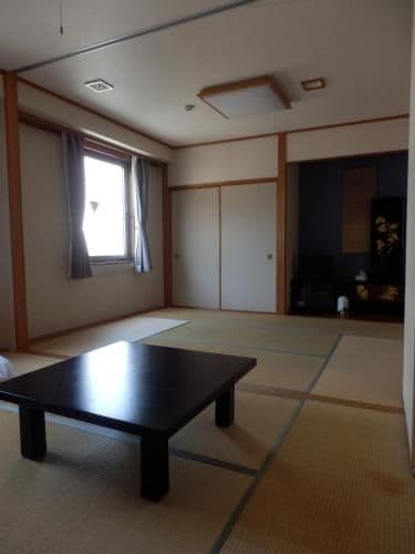 Japanese-Style Room
