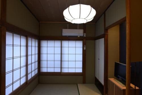 Japanese-Style Twin Room with Shared Bathroom