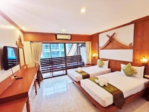 Deluxe Twin Room