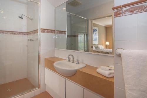 Three-Bedroom Villa with Two Bathrooms