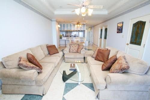 Four-Bedroom Condominium with Ocean View