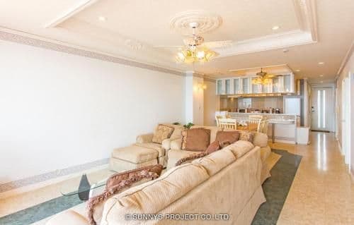 Four-Bedroom Condominium with Ocean View