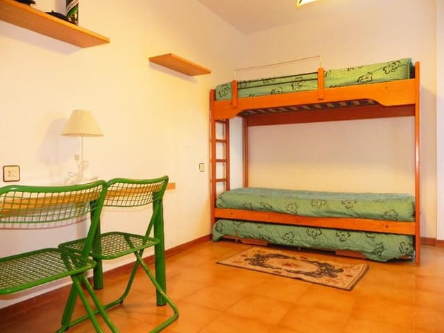 APARTMENT CAPACITY 6 TWO BEDROOMS