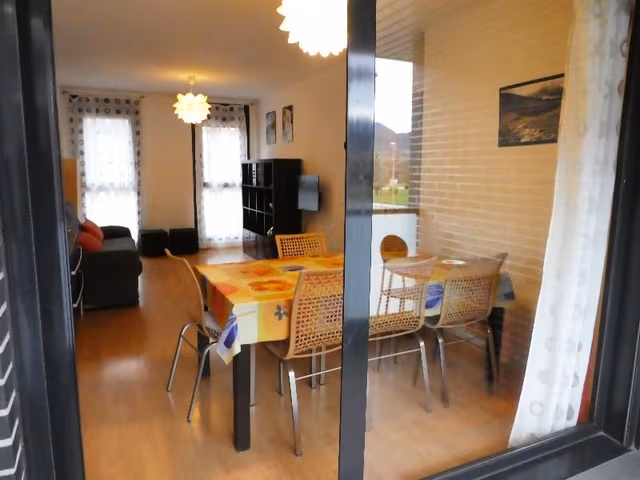 APARTMENT CAPACITY 6 TWO BEDROOMS