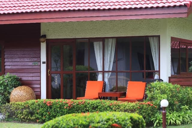 VILLA GARDEN VIEW
