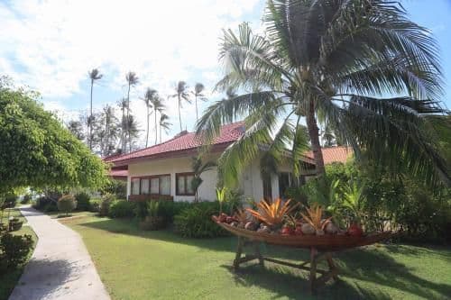 Villa with Garden View