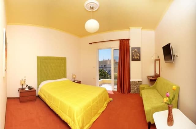 JUNIOR SUITE CAPACITY 2