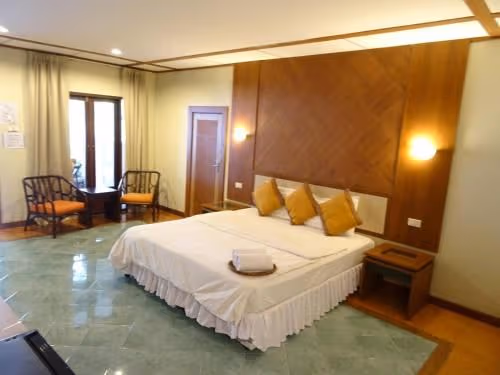 Standard Double or Twin Room with Garden View