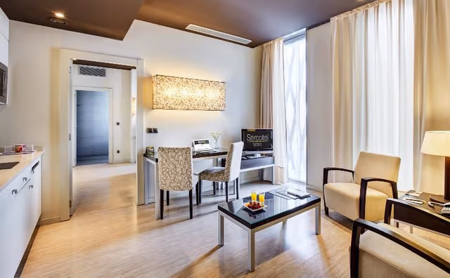 JUNIOR SUITE CAPACITY 2
