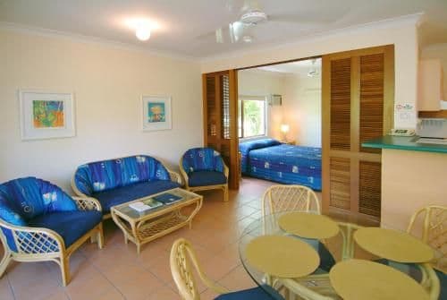Deluxe One-Bedroom Apartment
