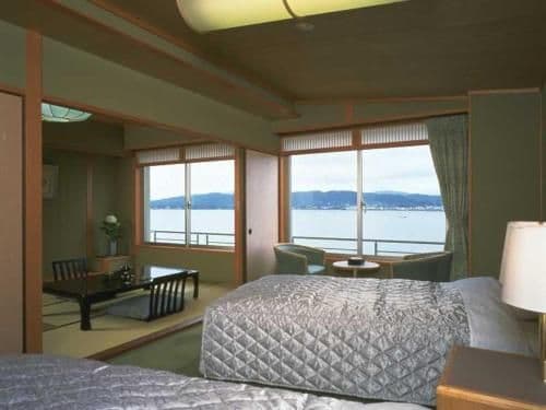 Twin Room with Tatami Area