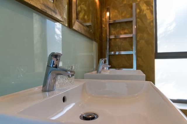 SUITE WITH PRIVATE POOL