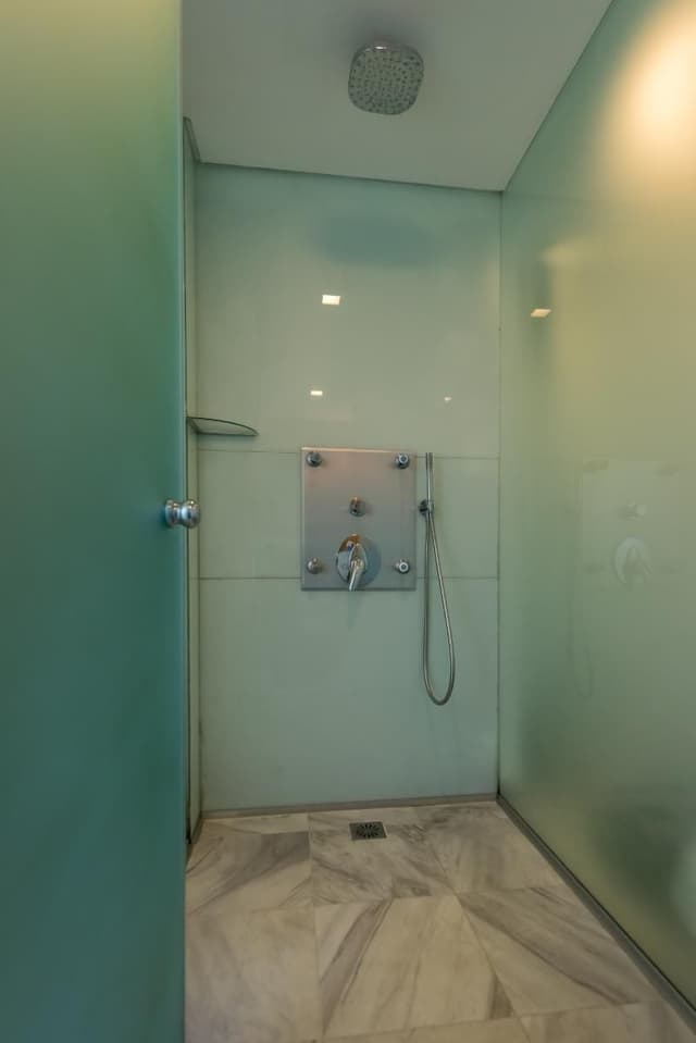 SUITE WITH PRIVATE POOL