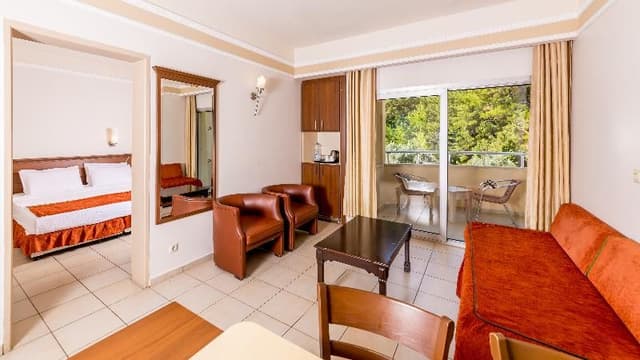 SUITE ECONOMY