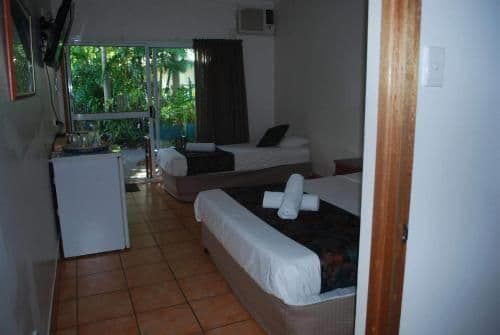 Twin Room with Patio