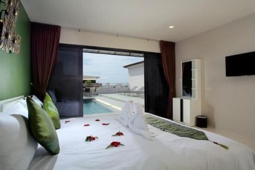 Three-Bedroom Penthouse with Pool