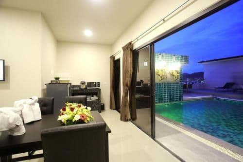 Three-Bedroom Penthouse with Pool