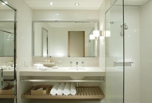 Standard Twin Room with City View