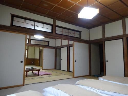 Japanese-Style Large Family Room with Shared Bathroom