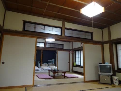 Japanese-Style Large Family Room with Shared Bathroom
