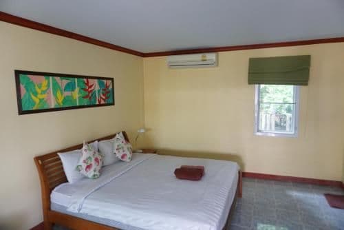 One-Bedroom Bungalow
