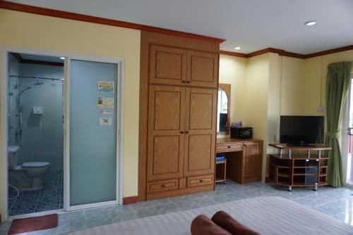 One-Bedroom Bungalow