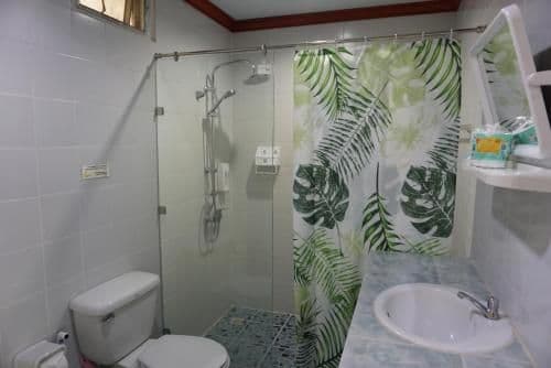 One-Bedroom Bungalow