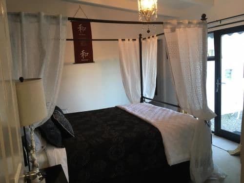 Harmony Petit Queen Room