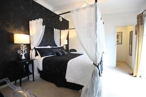 Harmony Petit Queen Room