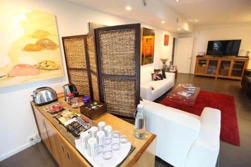 Tea Tree King Room