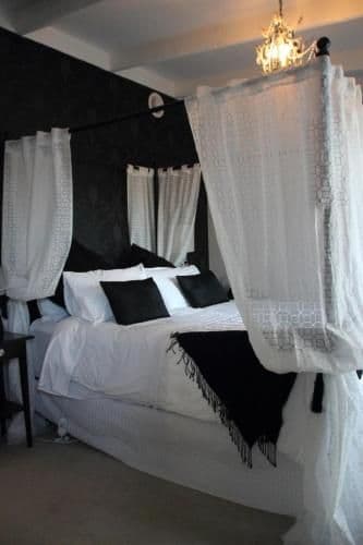 Harmony Petit Queen Room