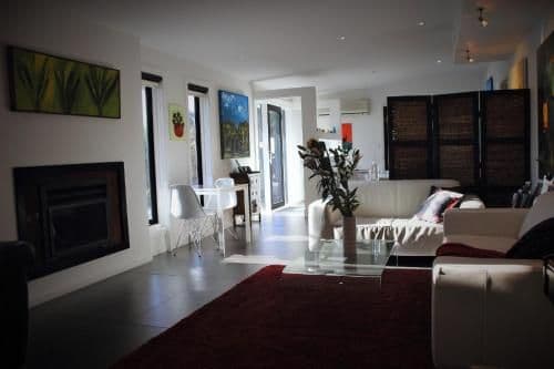Tea Tree King Room