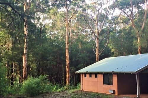 Walcott One-Bedroom Chalet with Spa Bath