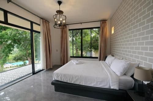 Deluxe One-Bedroom Villa