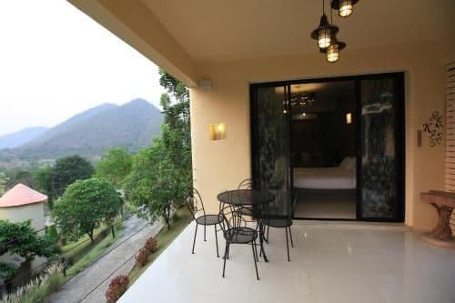 Deluxe One-Bedroom Villa