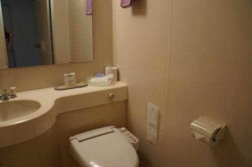 Twin Room - Non-Smoking
