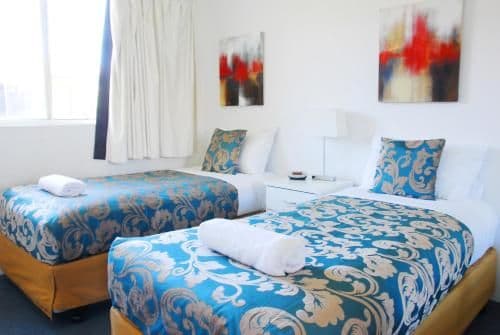 Deluxe Two-Bedroom Apartment with Spa Bath - Split Level