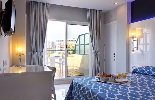 Double or Twin SIDE SEA VIEW