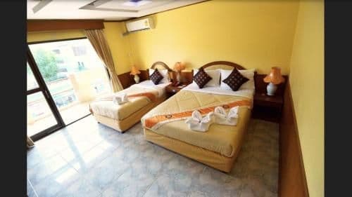 Standard Twin Room