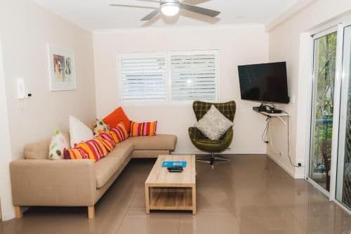 Two-Bedroom Apartment with Air-Conditioning and Garden View