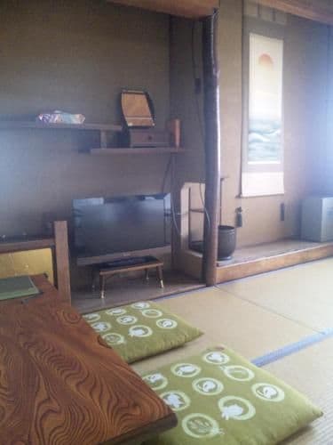 Japanese-Style Twin Room with Shared Bathroom - Non-Smoking