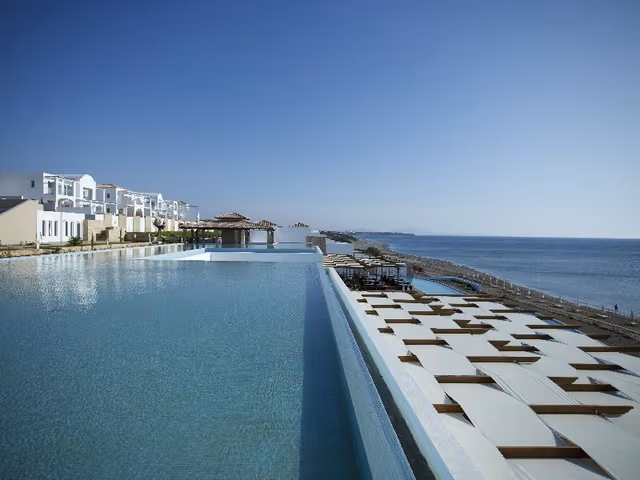 BUNGALOW WITH PRIVATE POOL