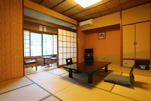 Japanese-Style Quadruple Room with Shared Bathroom