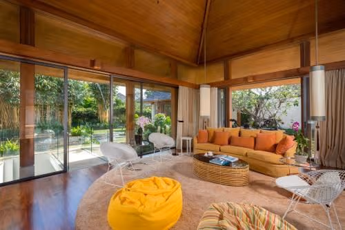 Six-Bedroom Villa