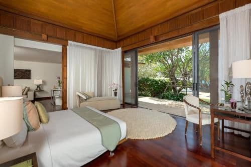 Six-Bedroom Villa
